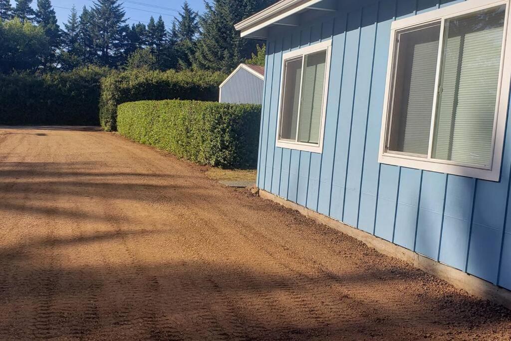 Coastal Charm: Sw Oregon Home On 2+ Quiet Acres Carpenterville Dış mekan fotoğraf