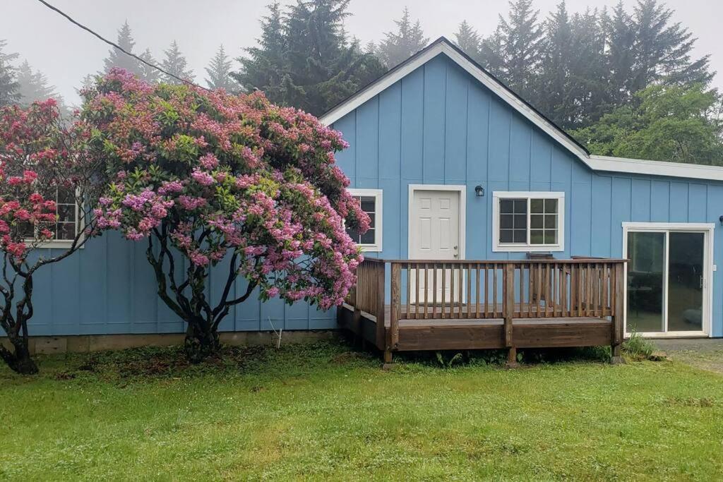 Coastal Charm: Sw Oregon Home On 2+ Quiet Acres Carpenterville Dış mekan fotoğraf