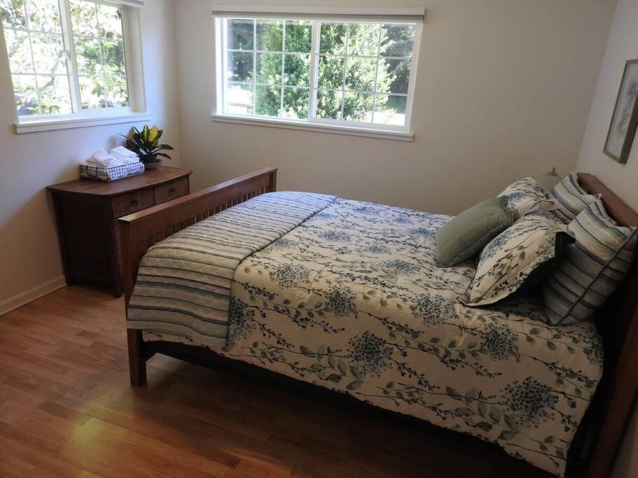Coastal Charm: Sw Oregon Home On 2+ Quiet Acres Carpenterville Dış mekan fotoğraf